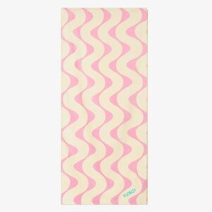 NWT Poolside Leisure Club Beach Towel